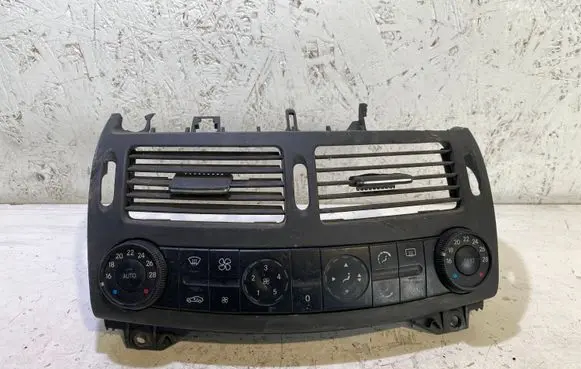 Mercedes-Benz E W211 Climate control unit 2118300085