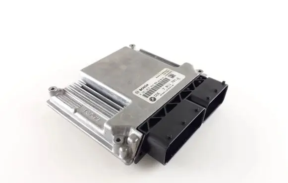 BMW 1 E81 E87 Engine control unit/module 7811701 0281015042