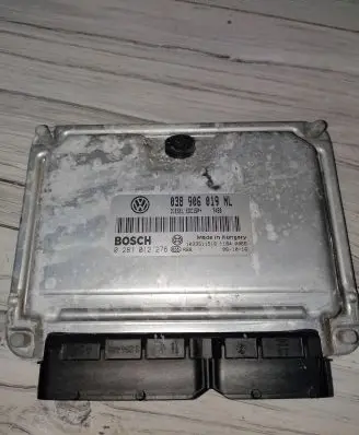 Volkswagen PASSAT B5 Engine control unit/module ECU 0281012276