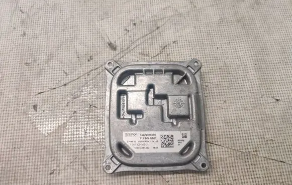 BMW X5 E70 Headlight ballast module Xenon 7263052 63117263052