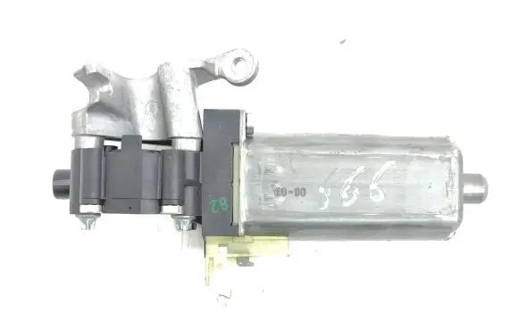 Mercedes-Benz S W221 Steering column adjust motor 0390203249