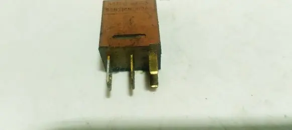 Ford Mondeo MK I Other relay 93BG13L028AA b47pg