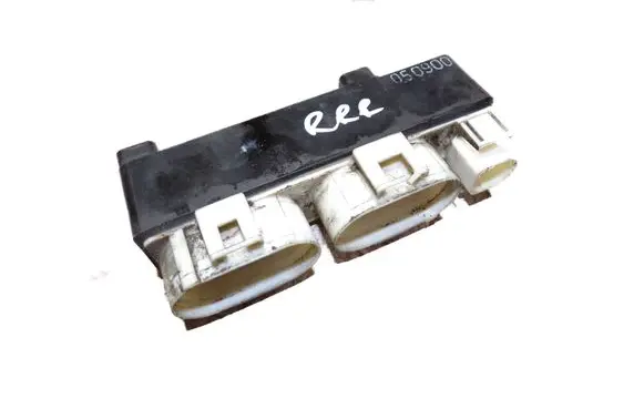 Volkswagen Transporter - Caravelle T4 Coolant fan relay 701919506A