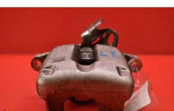 Volkswagen Cross Touran I Rear brake caliper 