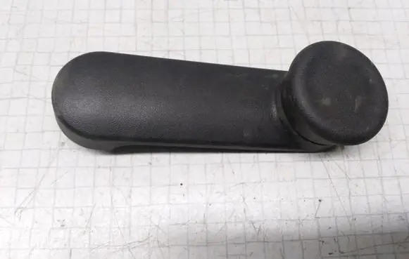 Opel Astra G Rear door window winding handle 902471500430 90224834 90459502
