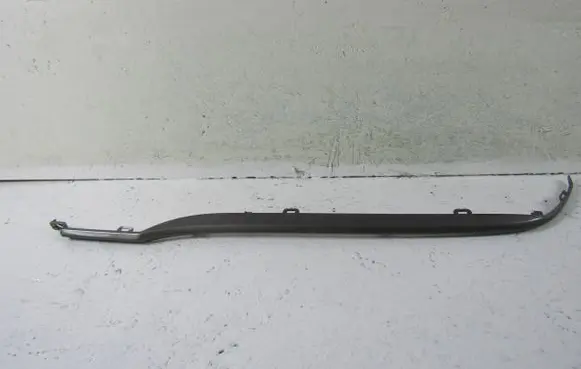 Suzuki Vitara (LY) Rear bumper trim bar molding 7187386R