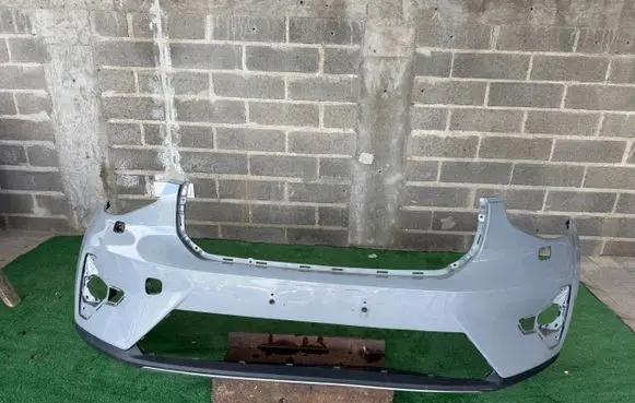 Volvo XC40 Front bumper