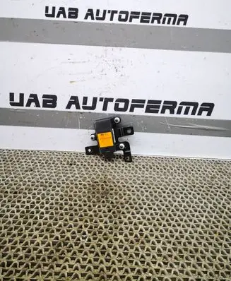 Hyundai i40 ESP acceleration yaw rate sensor 956903V100 BG6810F540