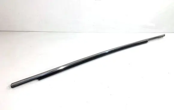 Mazda 3 II Front door windshield rail 