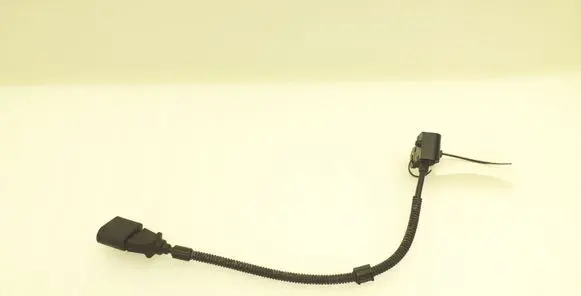 Volkswagen PASSAT B7 Crankshaft position sensor 9805940