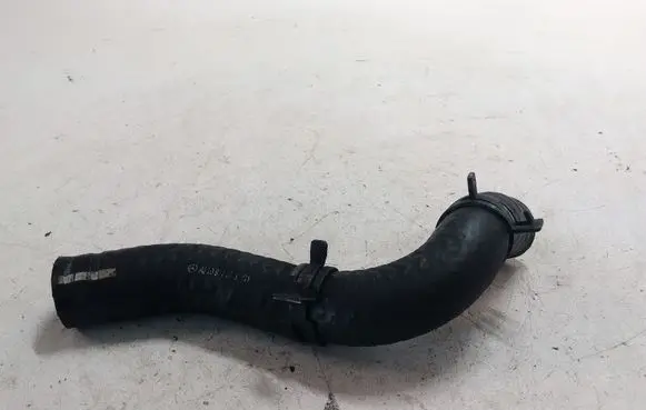 Mercedes-Benz E W211 Engine coolant pipe/hose