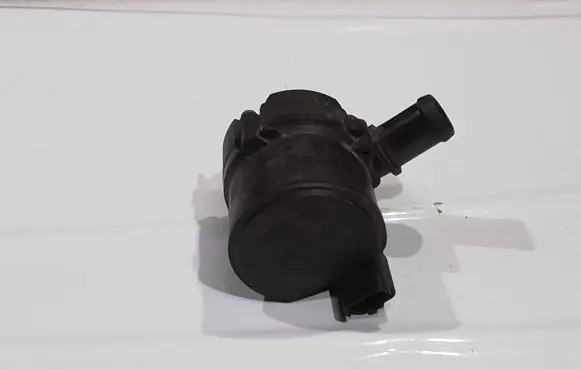 Renault Master III Water pump 392023219