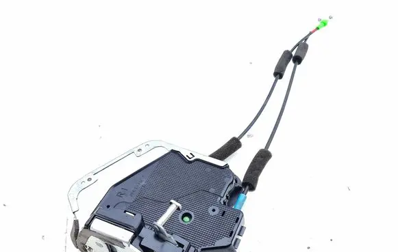 Lexus CT 200H Rear door lock A046693
