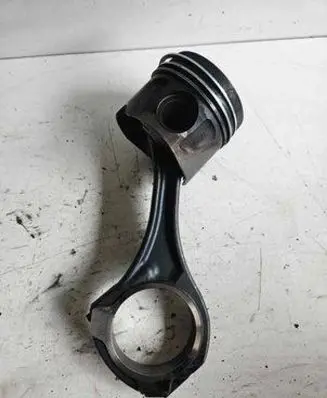 Mercedes-Benz Sprinter W906 Piston with connecting rod 8340F