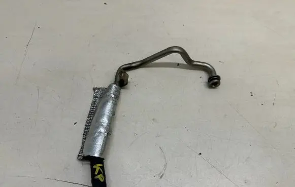 Audi A6 C7 Engine coolant pipe/hose 079145947H