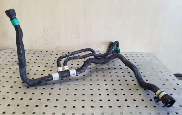 Tesla Model 3 Electric car engine cooling hoses/pipes 152149400A
