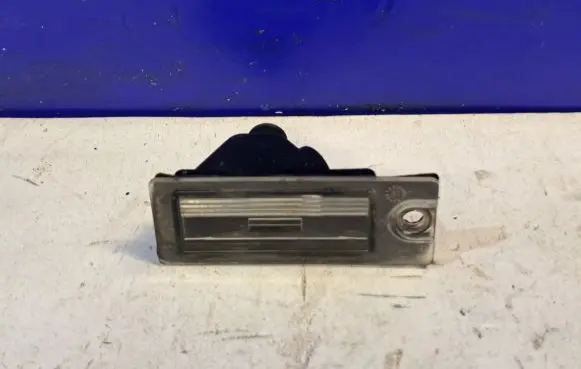 Volvo V70 Number plate light 9187153