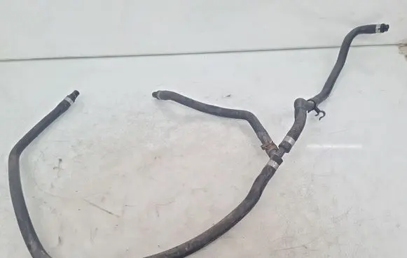 Ford Kuga I Engine coolant pipe/hose 
