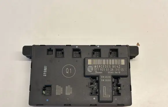 Mercedes-Benz SLK R171 Door control unit/module 1718205126 00404876 A1718205126