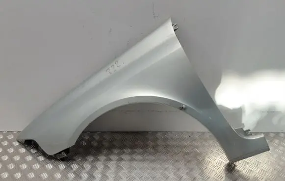 Renault Laguna II Fender