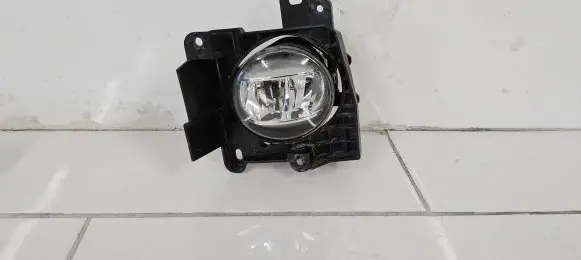 Toyota C-HR I Front fog light E1313794L