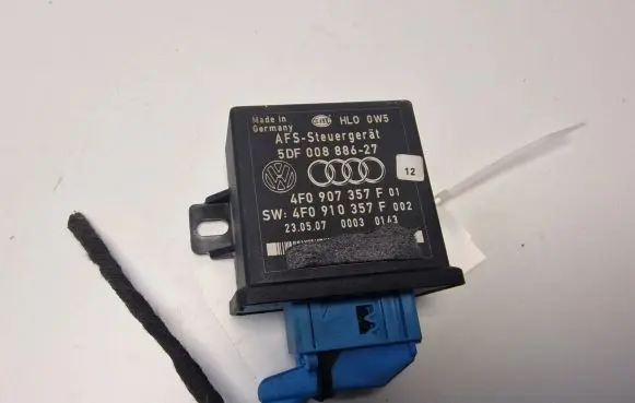Audi Q7 4L Light module LCM 4F0907357F