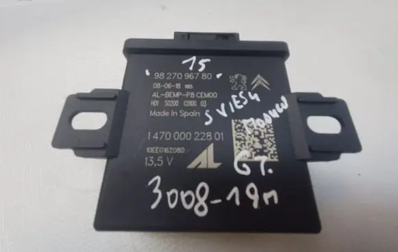 Peugeot 3008 II Light module LCM 9827096780