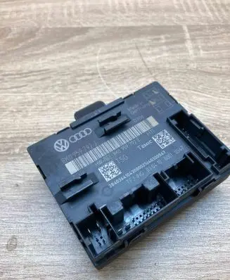 Audi A4 S4 B8 8K Door control unit/module 8K0959792J