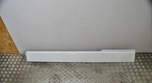 Volkswagen Transporter - Caravelle T6 Sliding door trim (molding) 7H3843796G