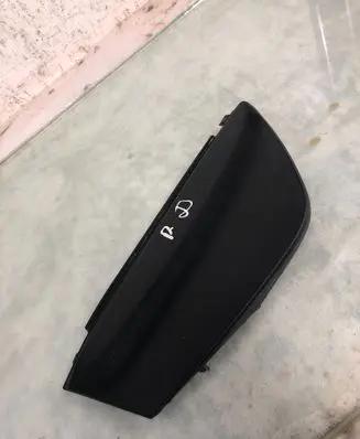 Nissan Qashqai J12 Dashboard side end trim 684986un0a