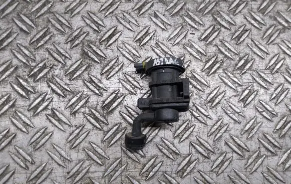 Opel Astra G Valve vacuum 