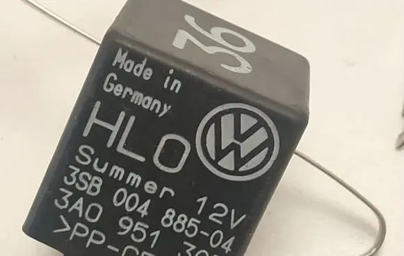 Volkswagen Golf III Other relay 3A0951307