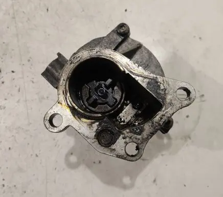 Vacuum pump