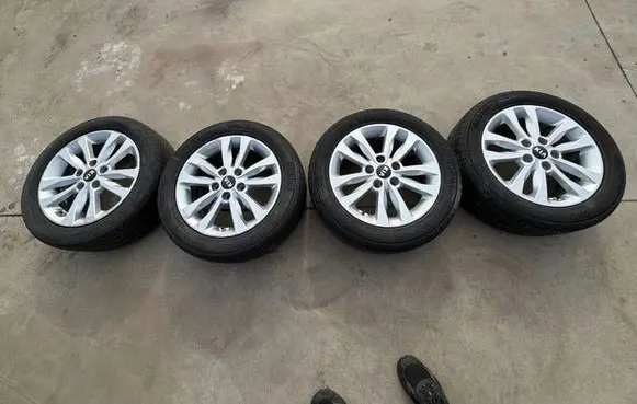 KIA Ceed R16 alloy rim 