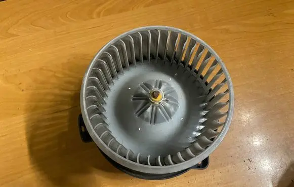 Toyota Corolla E120 E130 Heater fan/blower 0130101601 MF0160700610