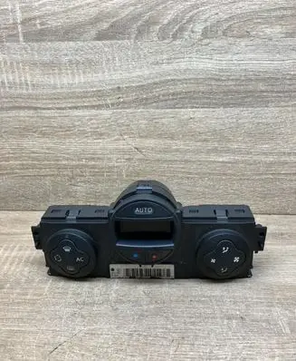 Renault Megane II Climate control unit 8200344848