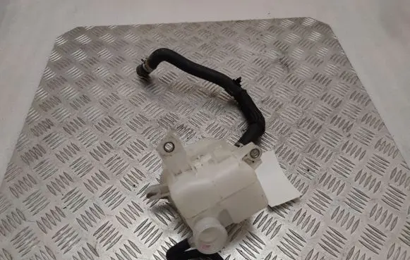 Coolant expansion tank/reservoir