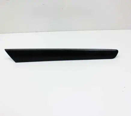 Volkswagen Jetta VI Front door card panel trim 5C6867440