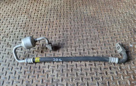 Lexus CT 200H Air conditioning (A/C) pipe/hose