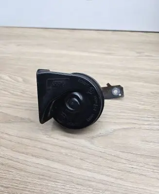 Volvo V70 Horn signal 9089900