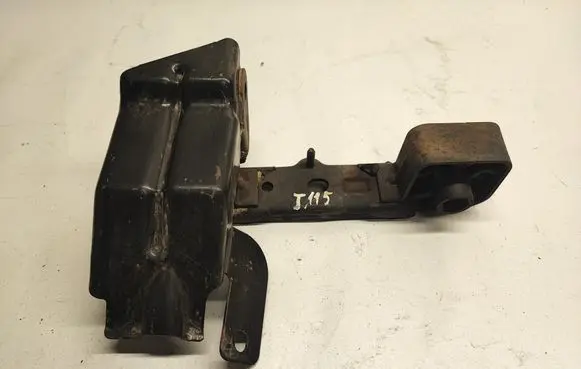 Ford Mustang V Muffler mount bracket/holder BR335A246AF