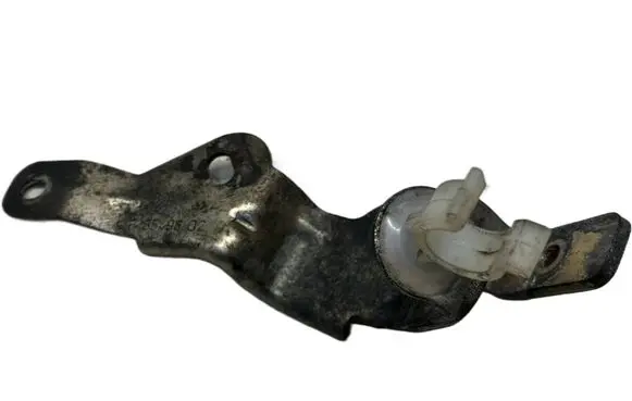 Toyota Avensis T270 Other engine part 3465498
