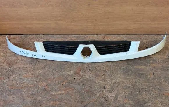 Renault Kangoo I Front grill 8200150629