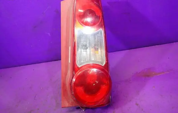 Peugeot Partner Rear/tail lights 9680607880