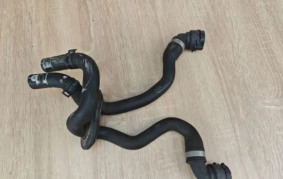 Audi A6 S6 C7 4G Engine coolant pipe/hose 4G0819350S