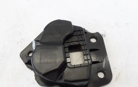 Volvo S90, V90 Rear light trim 31420479