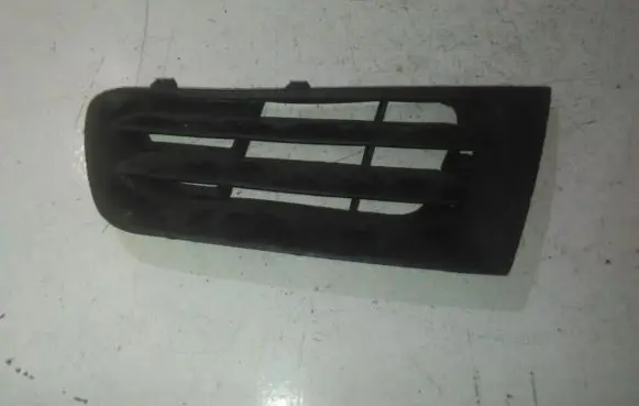 Renault Megane II Front bumper lower grill 8200412381