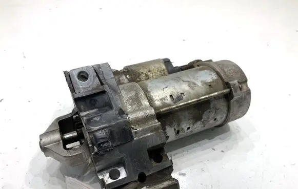 BMW 3 F30 F35 F31 Starter motor 8570846