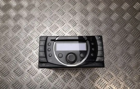 Toyota Hilux (AN10, AN20, AN30) Radio/CD/DVD/GPS head unit PZ47600212A0