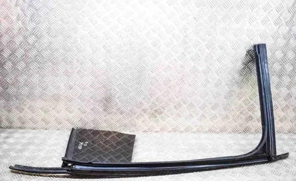 Tesla Model X Rear side window 105527400G
